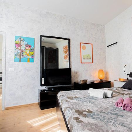 Casa Moderna Vicino Firenze Apartment Prato  Bagian luar foto
